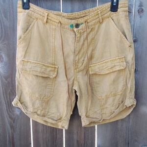 Sundance Cargo Shorts Tencel Womens 8 Yellow Gold Green Utility Hiking Pockets